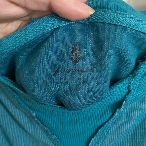 NWT FP Movement Surfs Up Teal Tshirt Size M - Picture 4 of 4